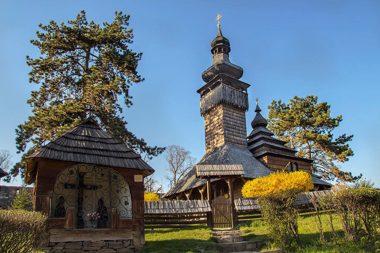 Великдень у Скансені: богослужіння у Шелестівській церкві XVIII ст
