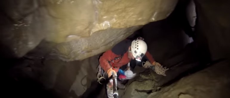 Пещеры Закарпатья манят туристов экстремалов