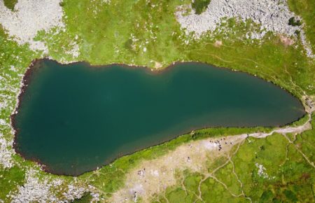 Похід до найвисокогірнішого озера України – Бребенескул, відбудеться 10 липня, розташоване у підніжжі гір Бребенескул та Гутин Томнатик.