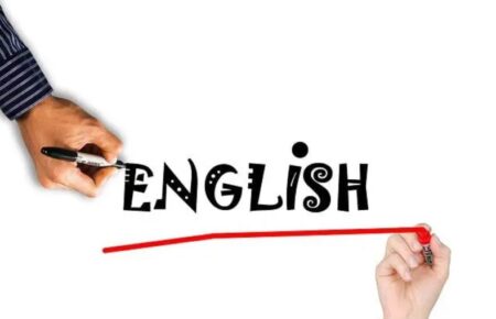 Онлайн-школа англійської мови пропонує обрати курс та вивчати мову з будь-якого місця, не залежно від часу доби.