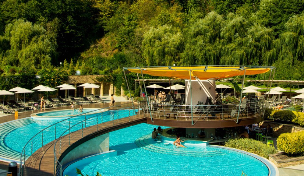 Отели Закарпатья с термальными бассейнами – отдельная категория курортов. Открытые бассейны работают круглый год.