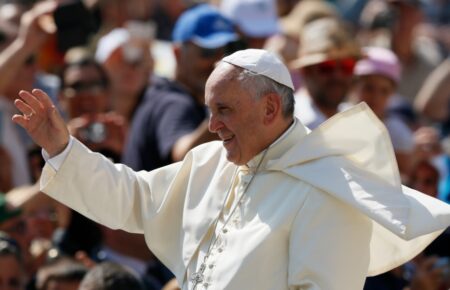 Папа Римський Франциск відвідає з 28 по 30 квітня столицю Угорщини Будапешт, та закликатиме до миру в Україні.