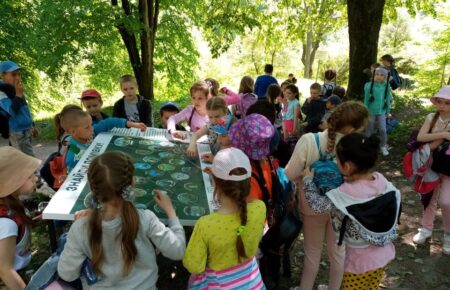 Карпатський біосферний заповідник на Рахівщині, запрошує школярів на цікаві пізнавальні екскурсії, навчальні програми, що допоможуть краще пізнати природню цінність Карпат.