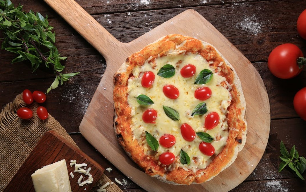 Як винайшли піцу: найцікавіше з історії цієї страви