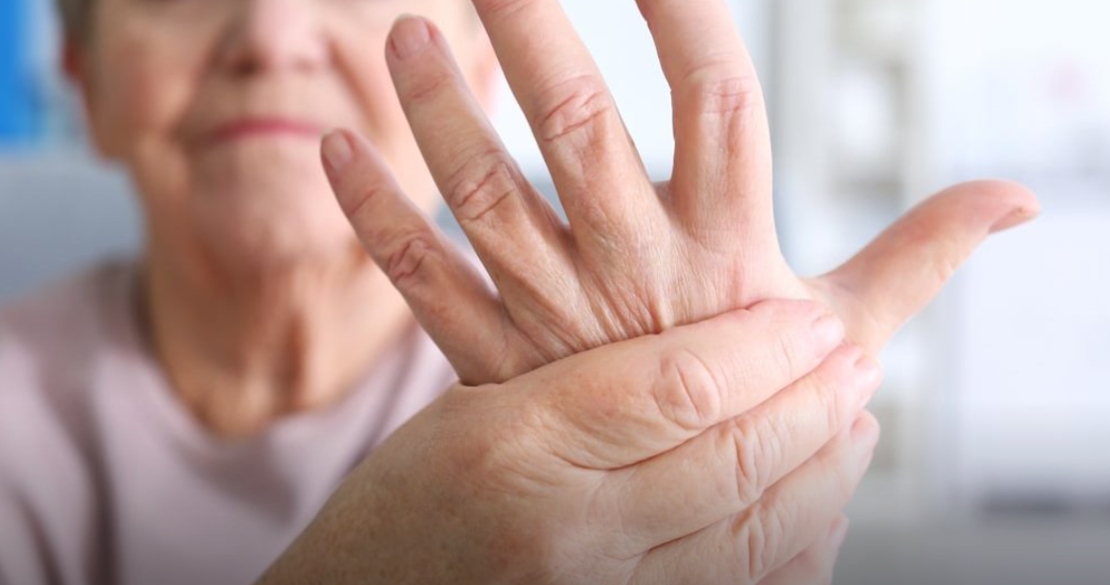 Глибоке розуміння ревматоїдного артриту: від діагностики до лікування