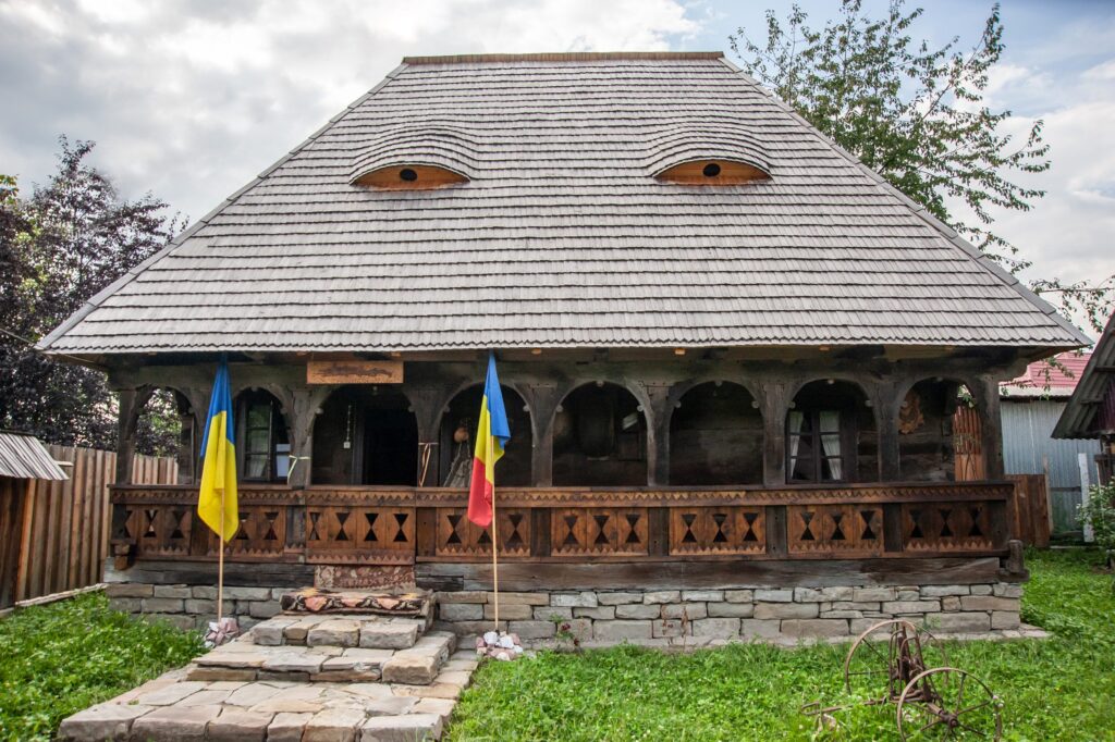 Музей історії та етнографії румун Закарпаття «Румунська садиба»