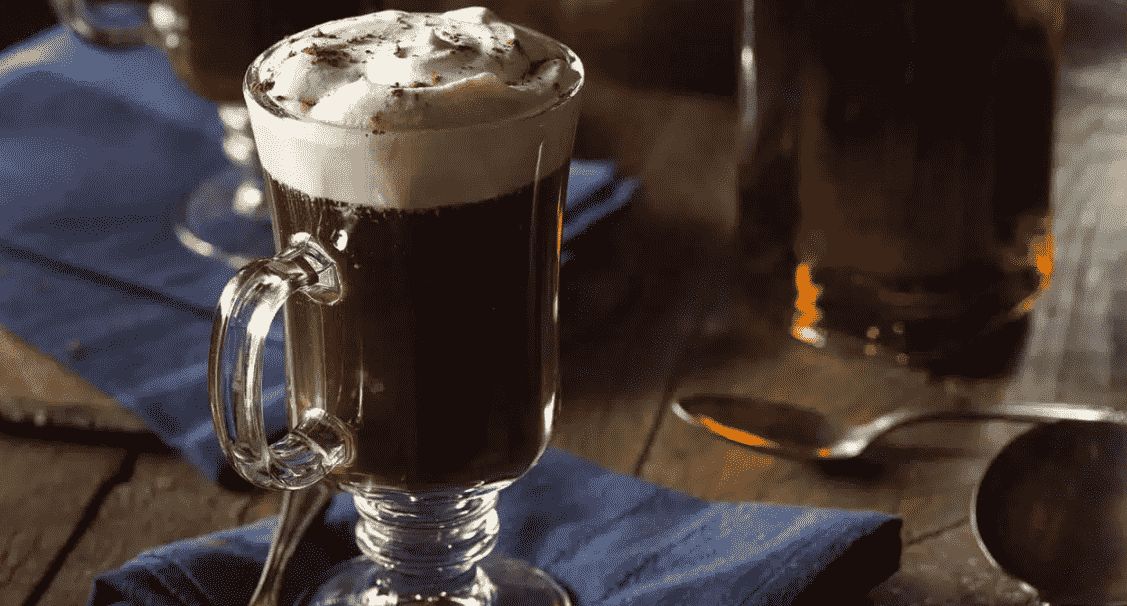 Рецепты согревающих напитков: готовим идеальный «Айриш кофе», используя джемесон 0 7